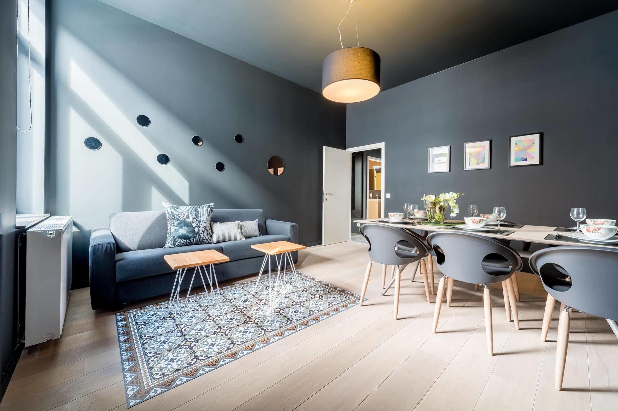 Smartflats Design - Cathedrale Apartment เลียจ ภายนอก รูปภาพ