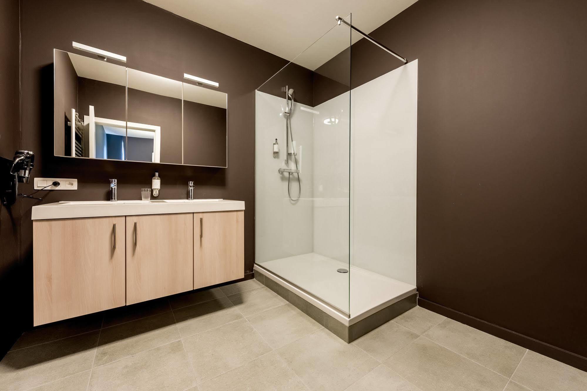 Smartflats Design - Cathedrale Apartment เลียจ ภายนอก รูปภาพ
